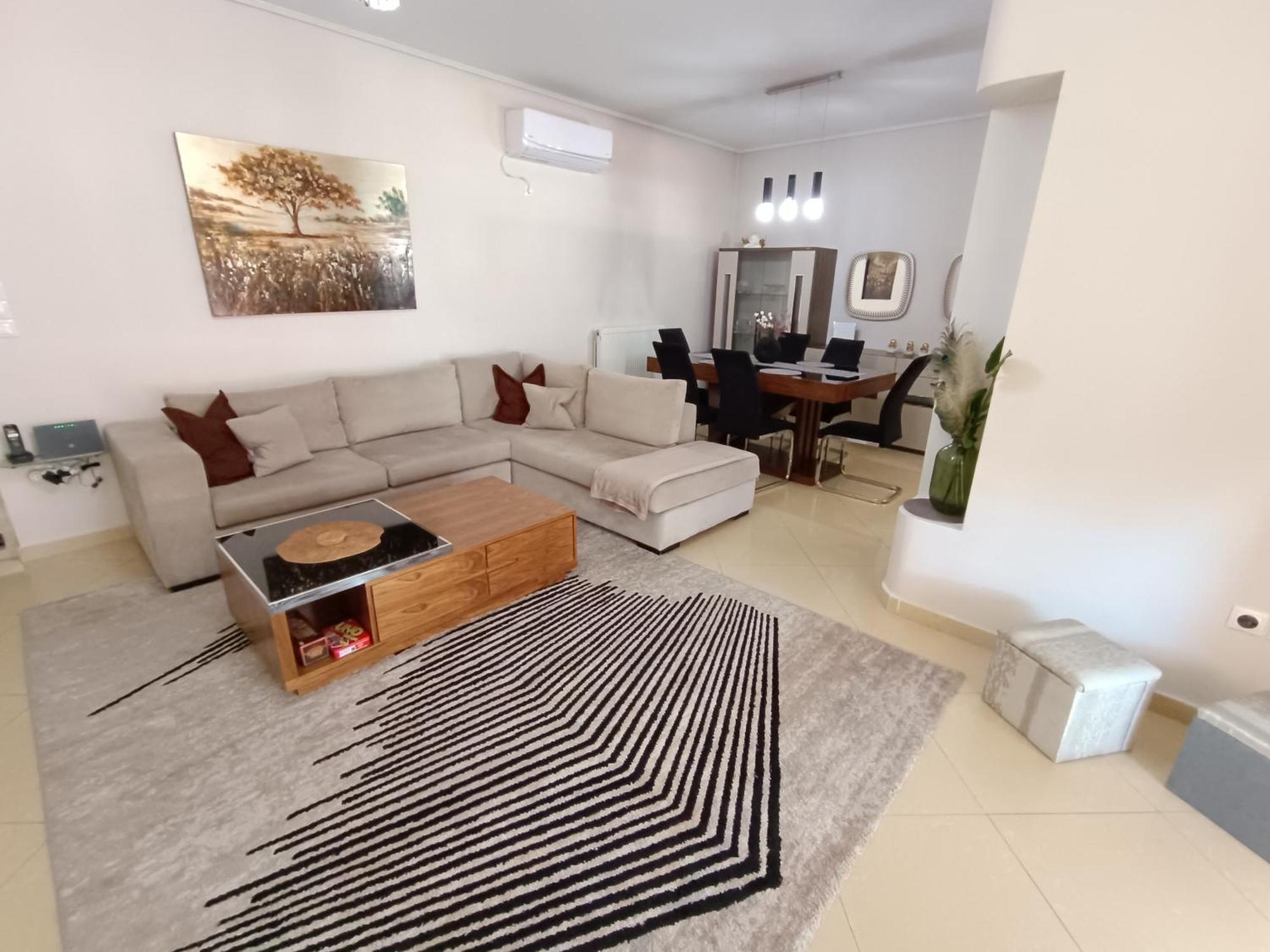 New Elegant Roof Apartment 아카르나이 외부 사진